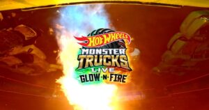 Hot Wheels Monster Trucks Glow N Fire 2
